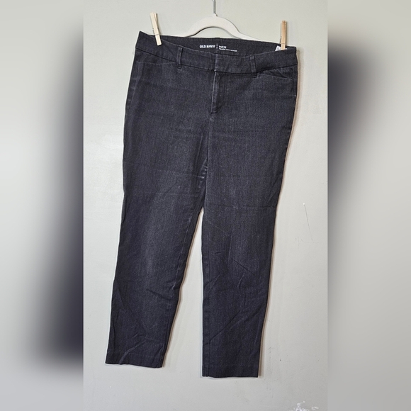 Old Navy Pants - 💜Old Navy Pixie  Pants Sz 10 Gray Straight Leg Mid Rise Stretch💛